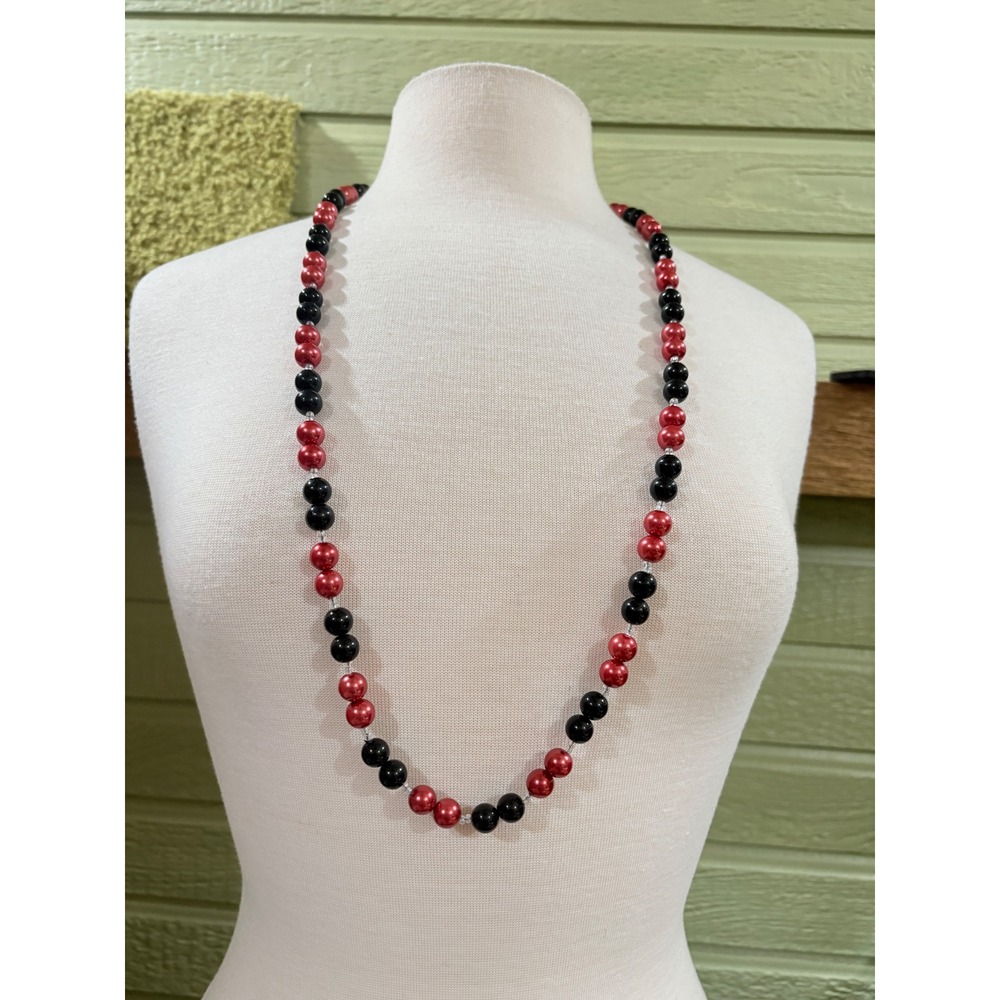 Red‎ and Black Beaded Faux Pearl Necklace Long Continuous Strand 36 Inch